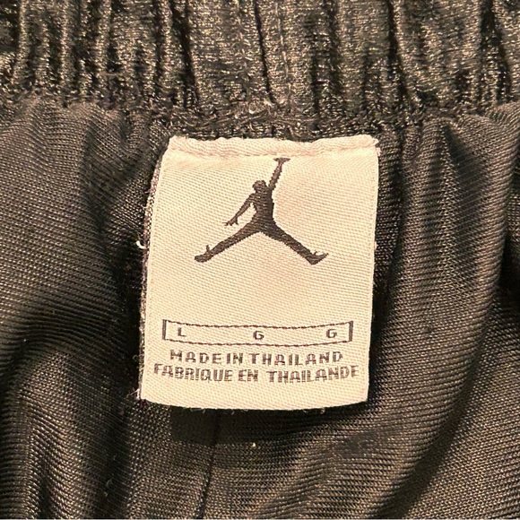 Jordan Basketball Black Shorts Size Large - Picture 4 of 6